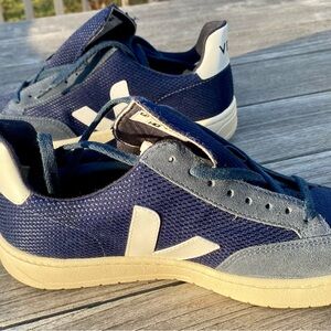 Veja Sneakers